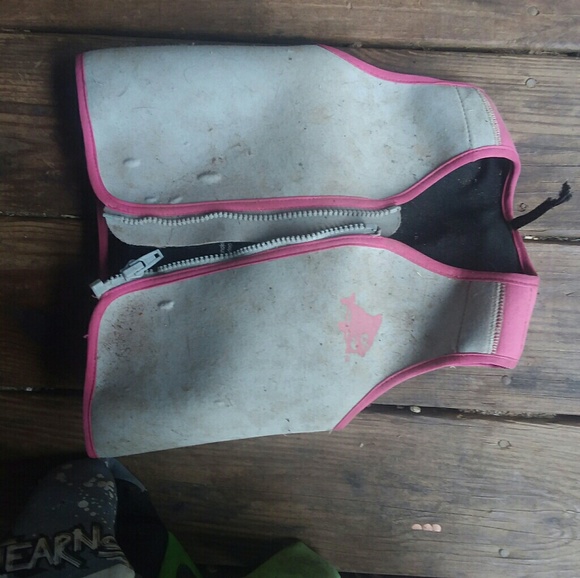 Sea squirt life jacket - Picture 1 of 2